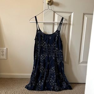 Hollister blue patterned dress, size XS